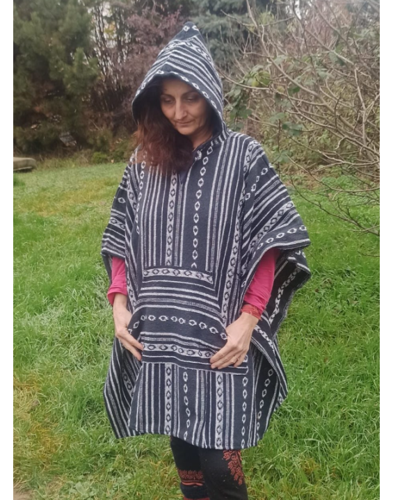 Indické PONCHO – BLACK DREAM