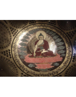 EXCLUZÍVNA Tibetská misa s FAREBNÝM gravírovaím – BUDHA