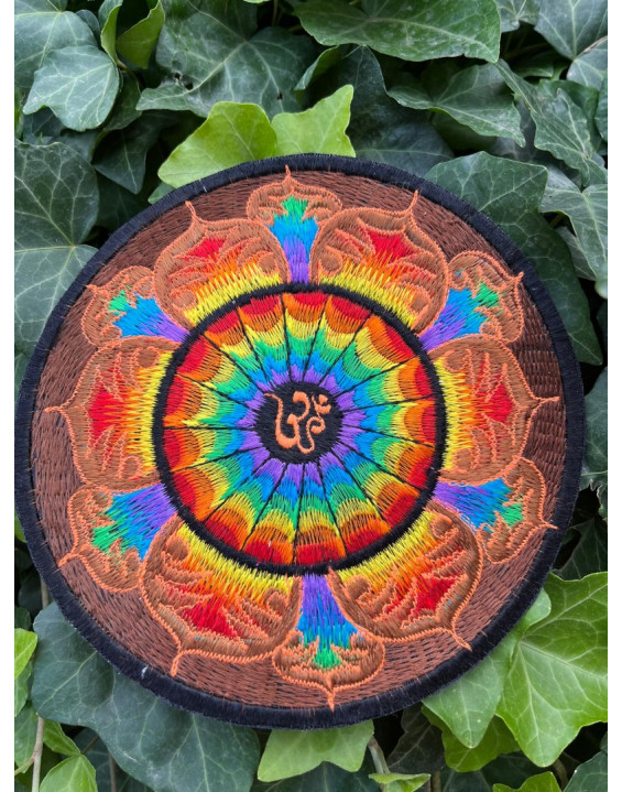 Nášivka OM mandala dúhová - 15cm