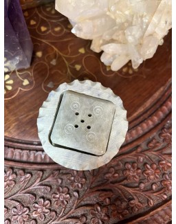 Kamenný stojan na vonné tyčinky – šedý so slonami