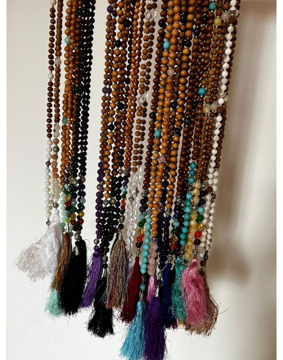 MALA De lux – RUDRAKSHA – čakrové minerály+ Lávový kameň  (010)