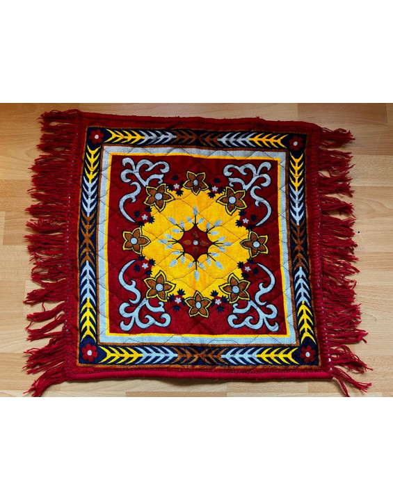 Meditačný koberček na sedenie - červeno žltý kvetinky 50x50cm