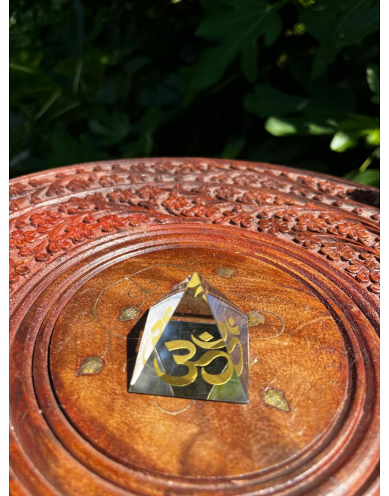 Energetický žiarič - Pyramída - OM – 4 cm