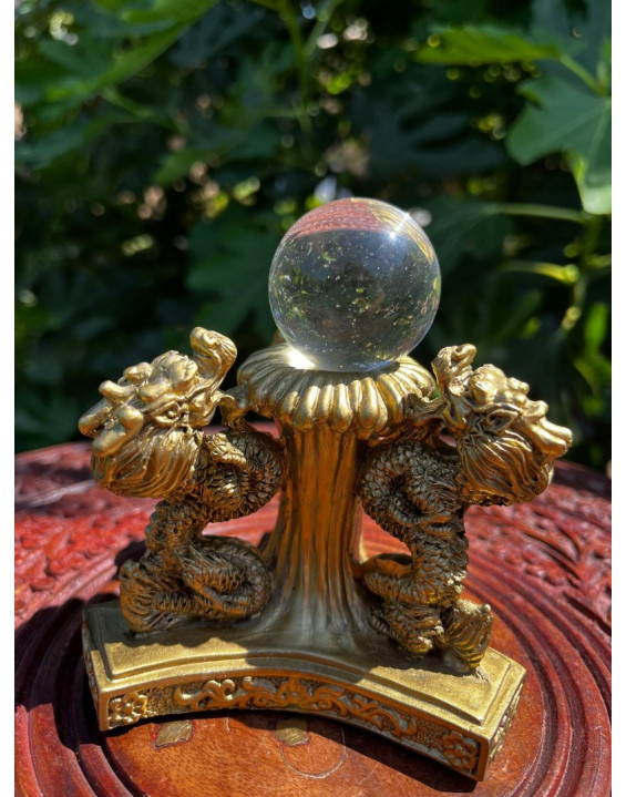 Soška – 3 zlatý draci so sklenenou guľou (140)