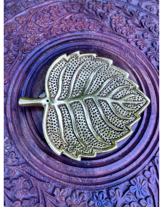 Stojan pod vonné tyčinky - zlatý list