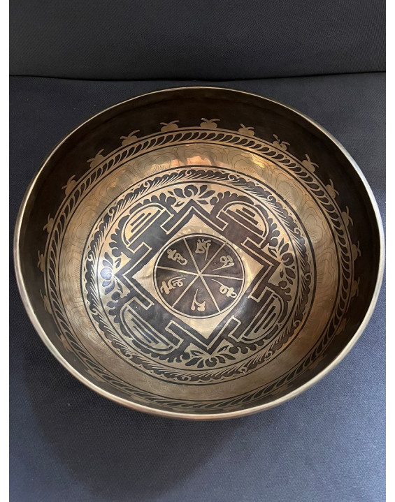 Tibetská miska SRI YANTRA - OM MANI PADME HUM (0170)