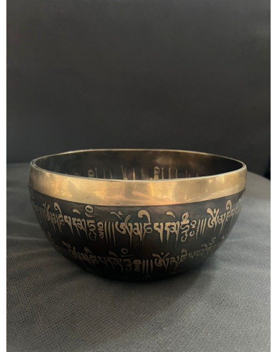 Tibetská misa ručne tepaná s gravírovaím – OM (0184)
