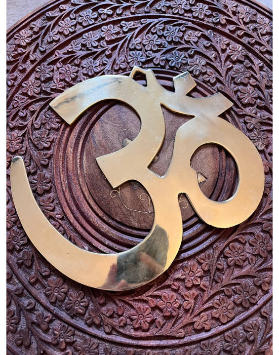 OM na zavesenie- kovový, veľký, zlatý 