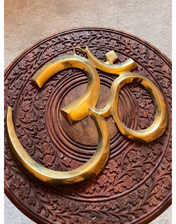 OM na zavesenie 3D- kovový, veľký, zlatý 