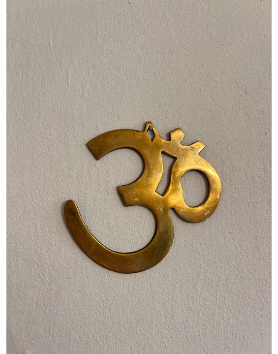 OM na zavesenie- kovový, stredný, zlatý 