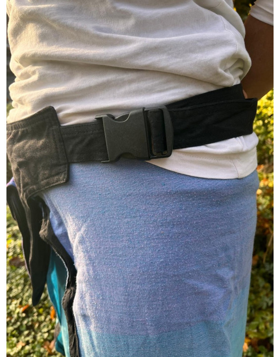 Ladvinka ORNAMENT - čierno fialová