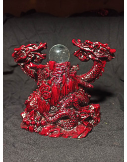 Soška – červený draci so sklenenou guľou (101)