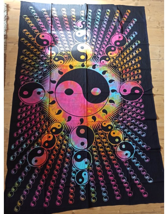 Plachta JIN JANG – čierna s farebnou batikou – stredná 130×200 